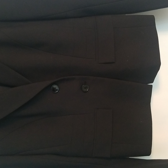 RW&CO Suit - Picture 3 of 13